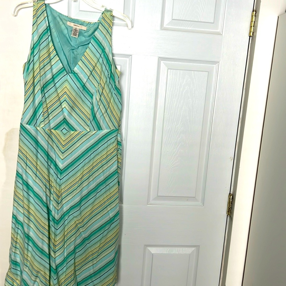Women’s sleeveless dress